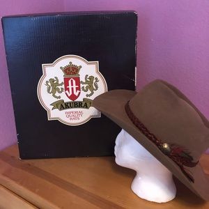 Akubra brown hat new